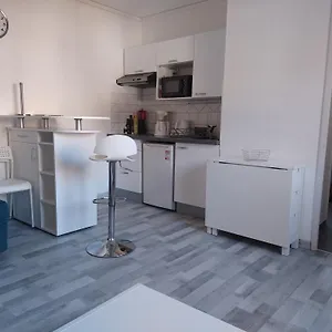 25 M2 Centre Uriage Appartement